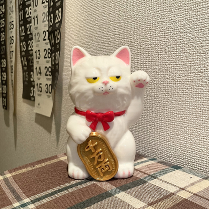 SHY MANEKINEKO - Figurine